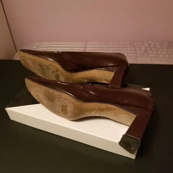 Pumps - Picture 4 of 6